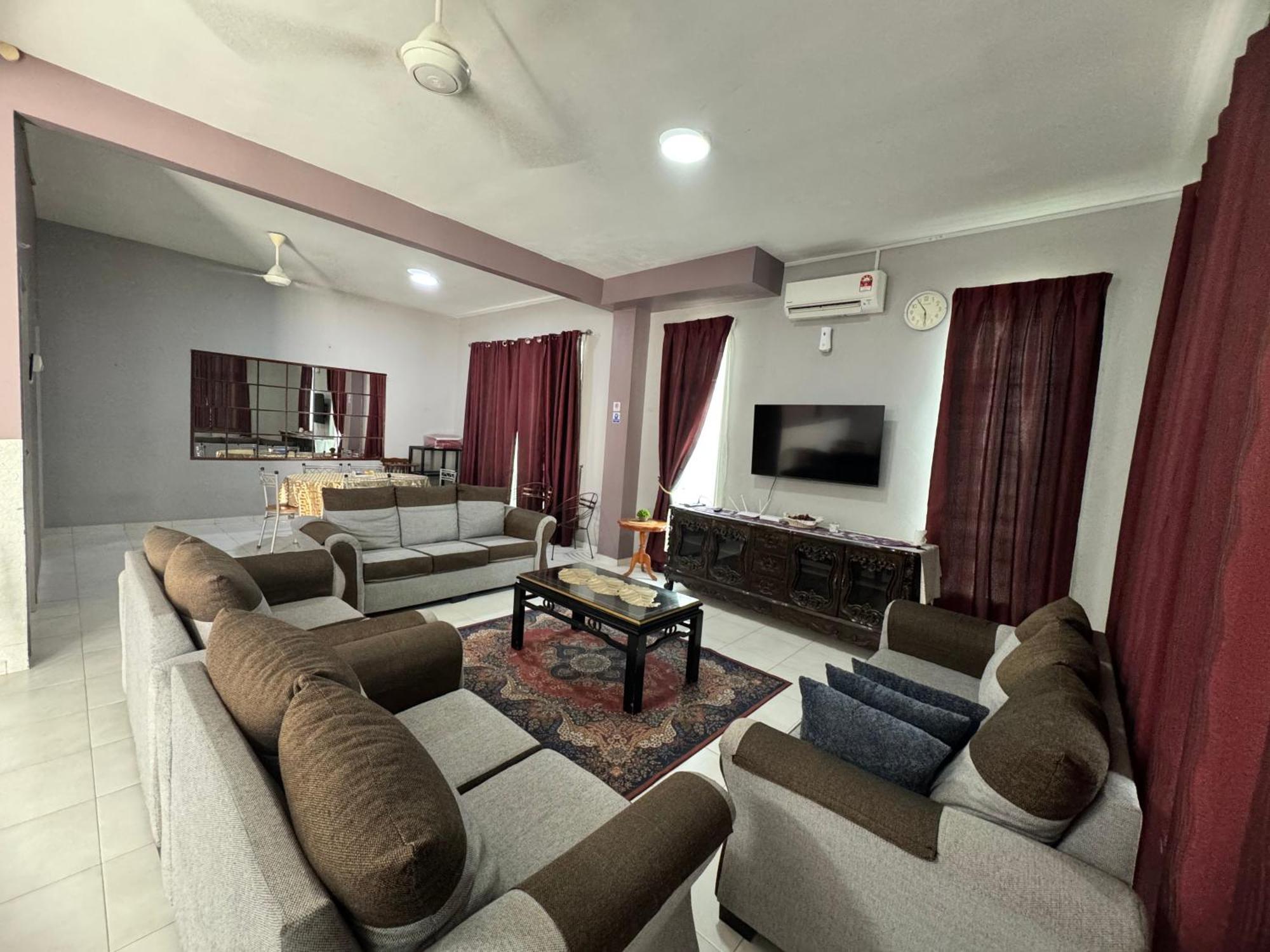 Homestay Melaka Executive Экстерьер фото