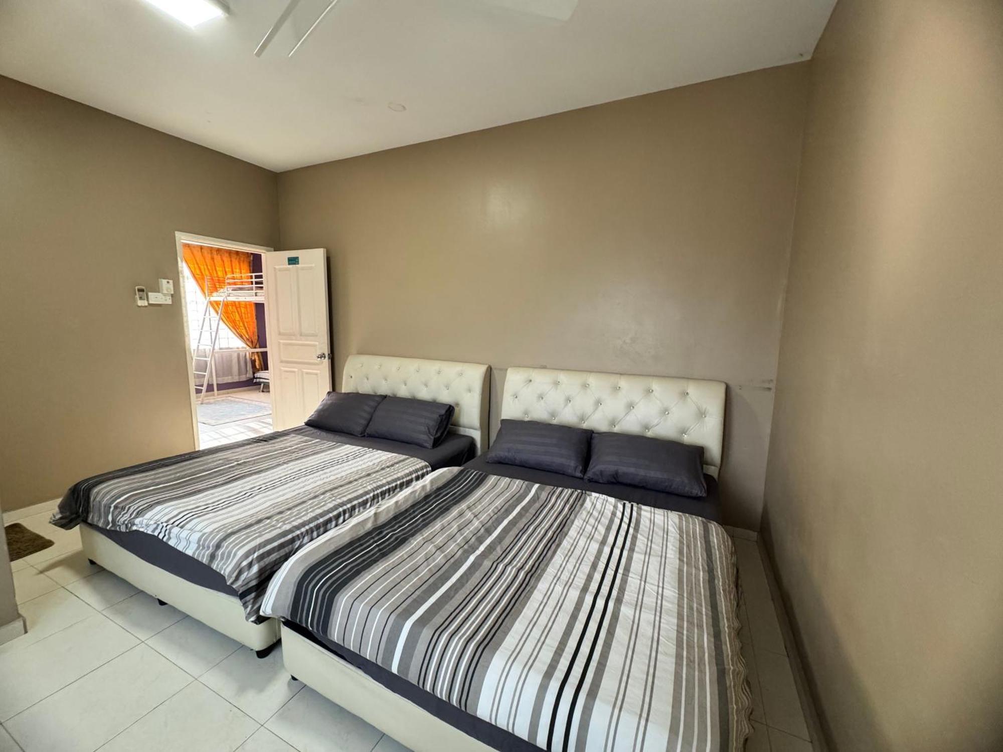 Homestay Melaka Executive Экстерьер фото